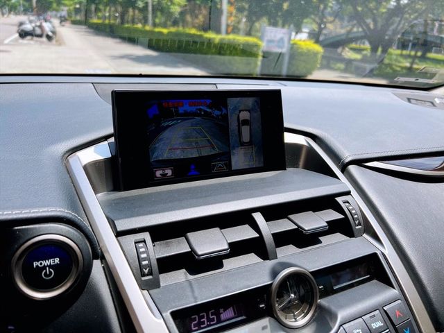 2015 LEXUS NX300h 旗艦  第13張相片