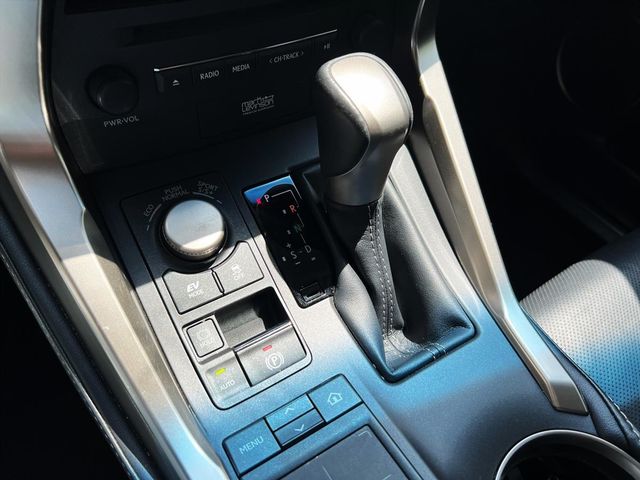 2015 LEXUS NX300h 旗艦  第14張相片