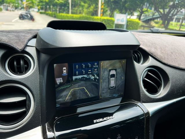 2016年 LUXGEN U7 ECO  第9張相片