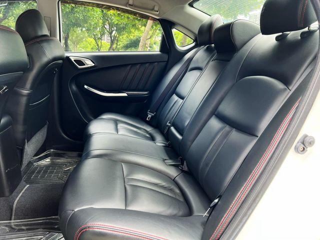 2014年 LUXGEN S5  第4張相片