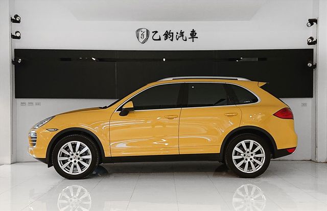 2012年 保時捷 Cayenne  第3張相片