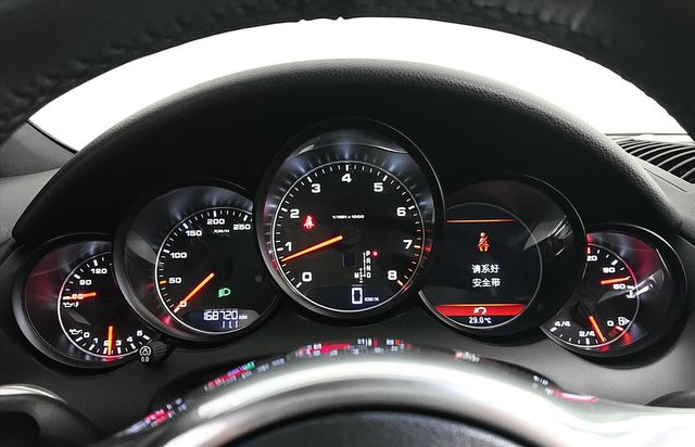 2012年 保時捷 Cayenne  第7張相片