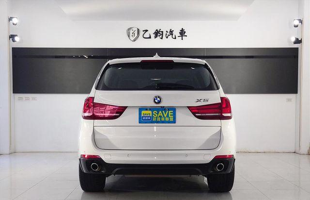 BMW X5 2.0L  第4張相片