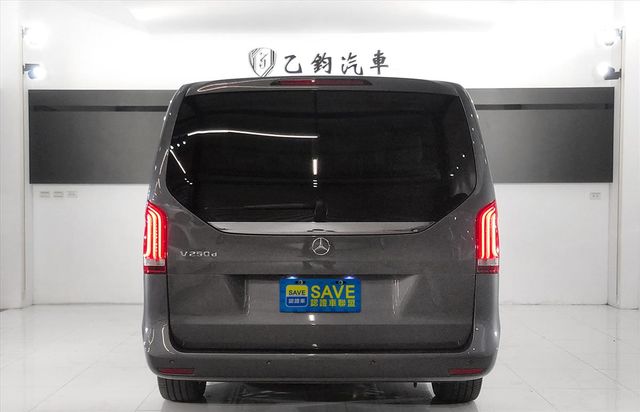 BENZ V250d 2.1L  第4張相片