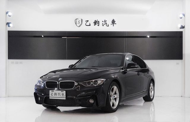 BMW 320i 2.0L  第1張相片