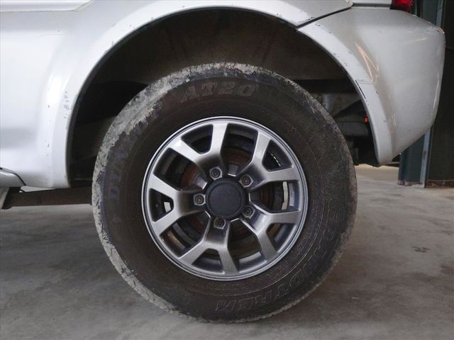 SUZUKI JIMNY 1.3L  第18張相片