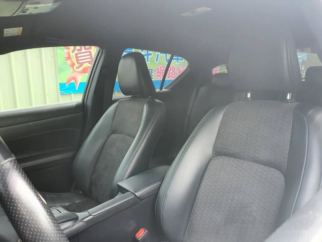 2017 F Sport 菁英版  第16張相片