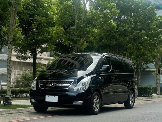 HYUNDAI STAREX  第1張相片