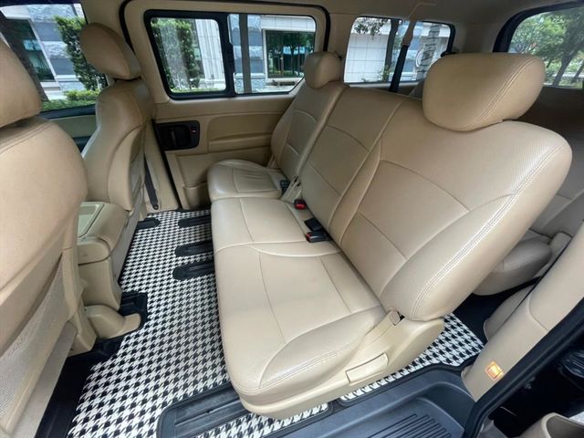 HYUNDAI STAREX  第8張相片