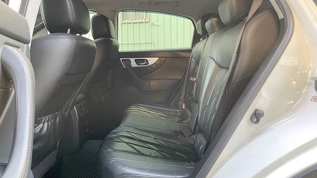 INFINITI FX35  第8張相片