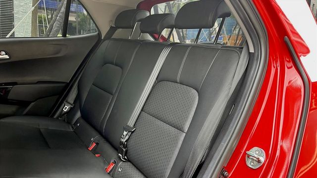 KIA PICANTO  第8張相片