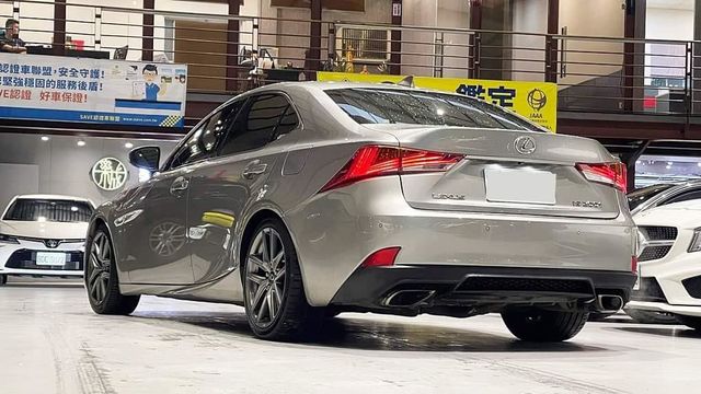 LEXUS IS200T  第3張相片