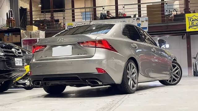 LEXUS IS200T  第4張相片