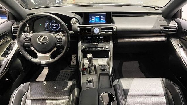 LEXUS IS200T  第5張相片