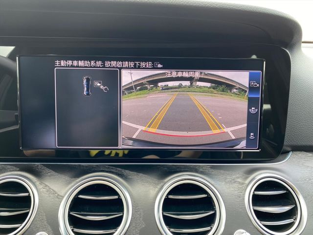 E300 AMG  第14張相片