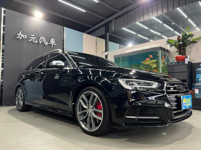 2018年S3跑七萬 四驅天窗 電動座椅  第17張相片