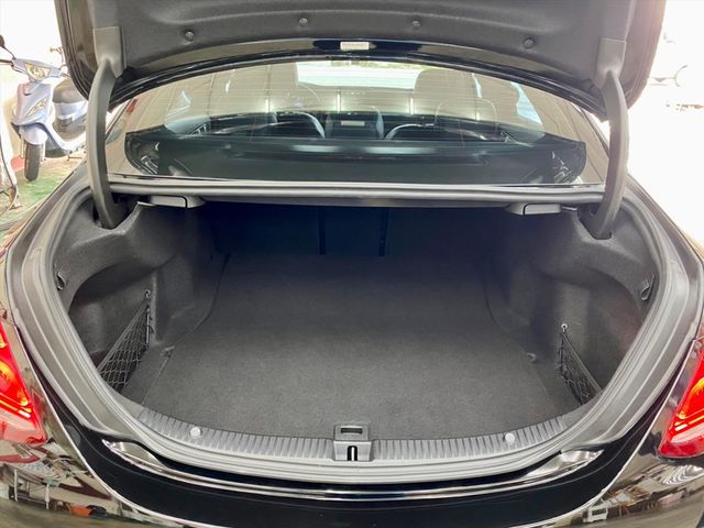 2016年Benz C300 AMG  第9張相片