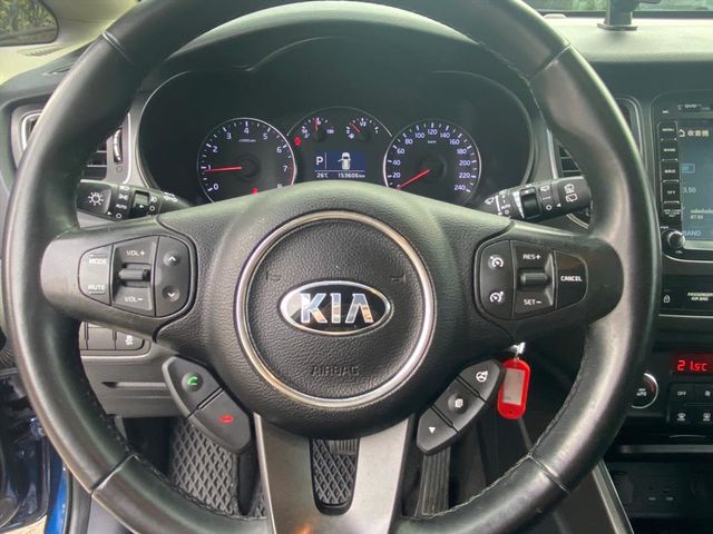 2015年 Kia-carens里程15  第6張相片