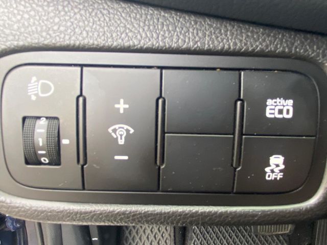 2015年 Kia-carens里程15  第7張相片