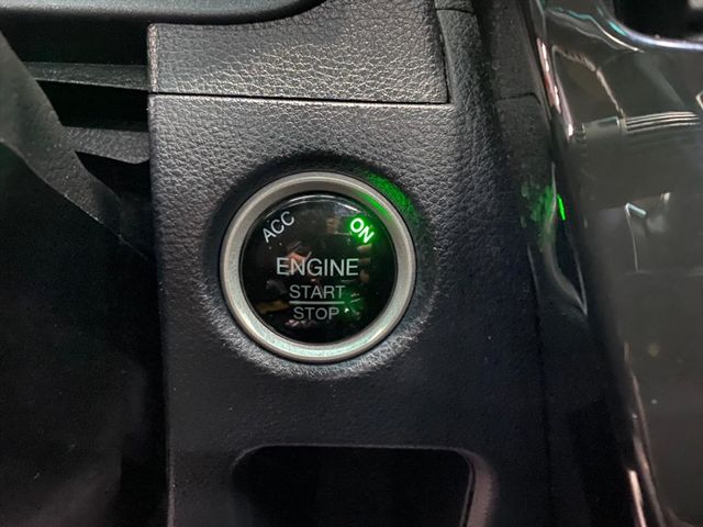 2015年U6 Eco ikey 天窗  第6張相片