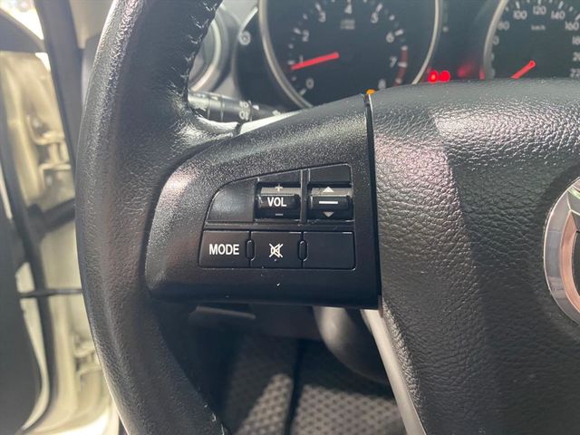 2011年Mazda 3 影音 2安 天  第5張相片