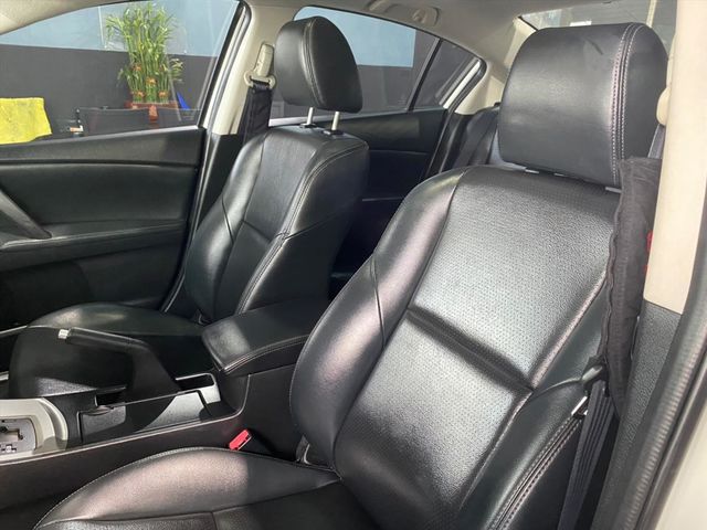 2011年Mazda 3 影音 2安 天  第7張相片
