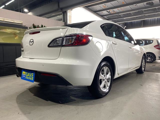 2011年Mazda 3 影音 2安 天  第9張相片