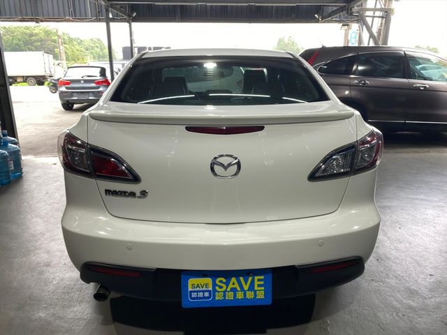2011年Mazda 3 影音 2安 天  第10張相片