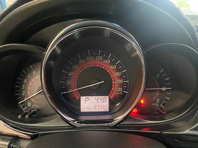2016年yaris 白頂級S版倒車顯影  第3張相片