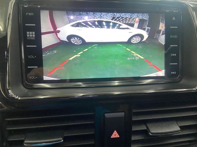 2016年yaris 白頂級S版倒車顯影  第5張相片