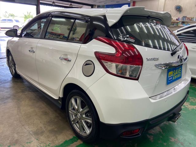 2016年yaris 白頂級S版倒車顯影  第12張相片
