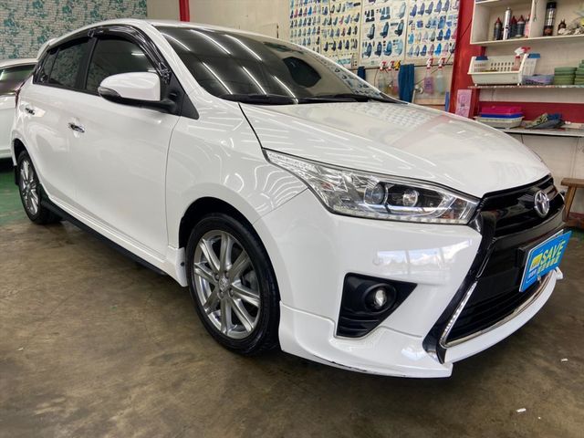 2016年yaris 白頂級S版倒車顯影  第14張相片