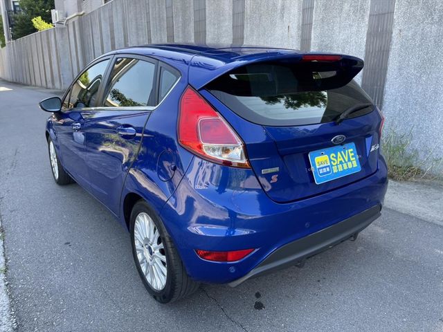 Ford Fiesta2015款1.0T  第3張相片