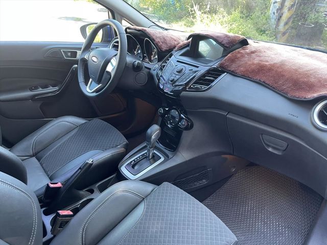 Ford Fiesta2015款1.0T  第9張相片