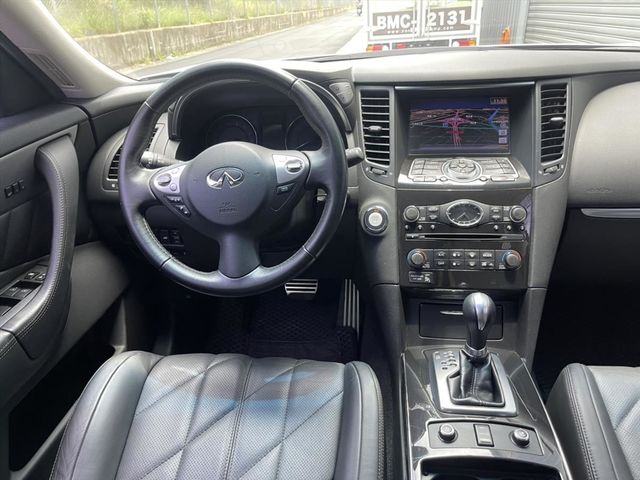 INFINITI FX35 2012年款  第6張相片