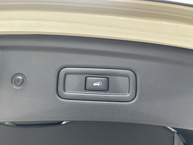 INFINITI FX35 2012年款  第11張相片
