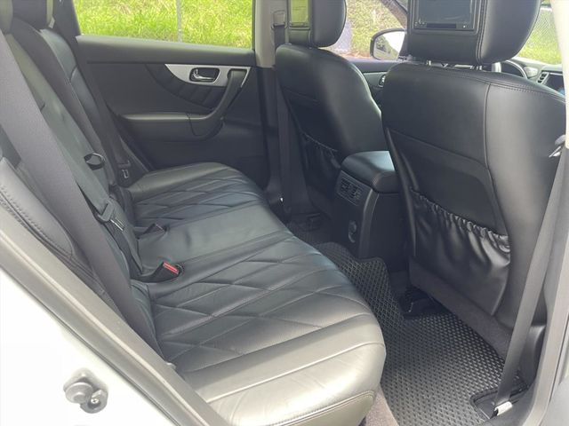 INFINITI FX35 2012年款  第12張相片