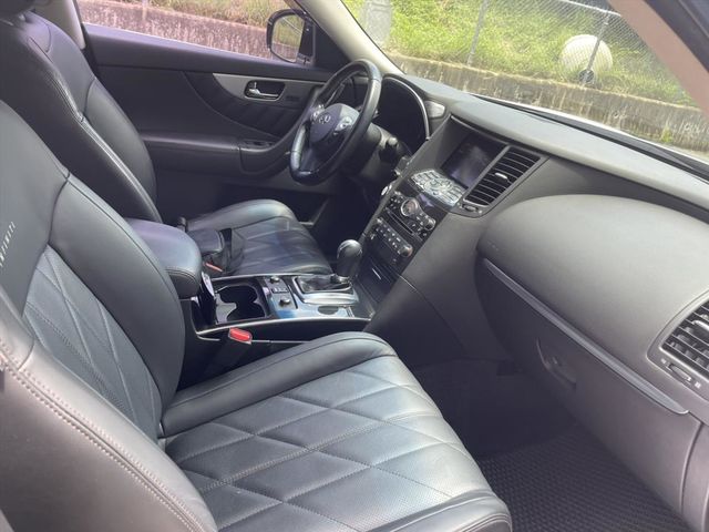 INFINITI FX35 2012年款  第14張相片