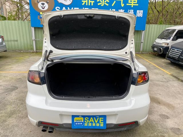 MAZDA MAZDA 3  第10張相片