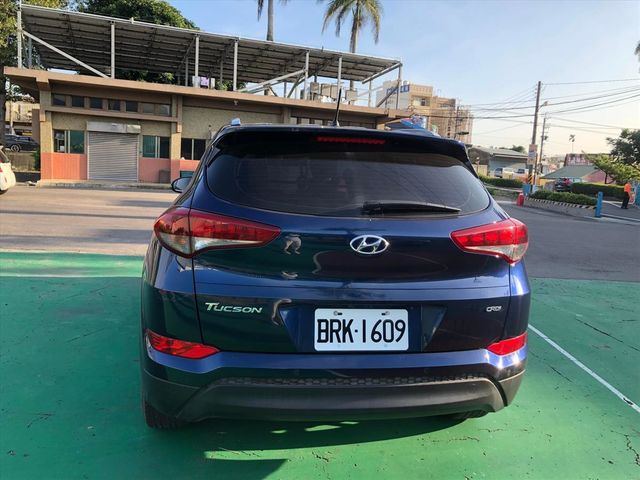 HYUNDAI TUCSON  第3張相片