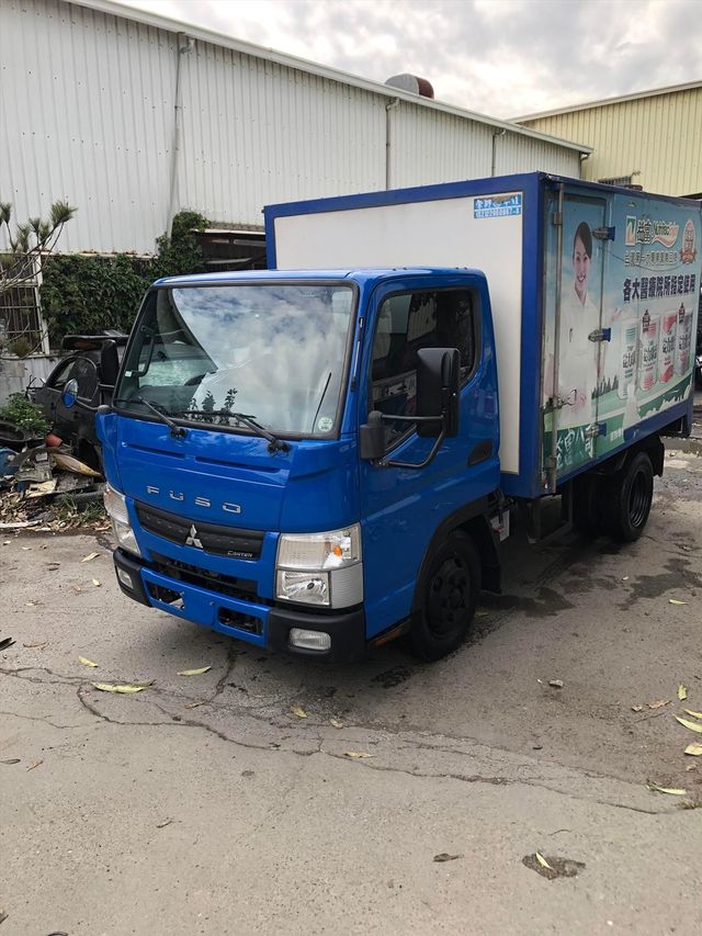 MITSUBISHI CANTER  第13張相片