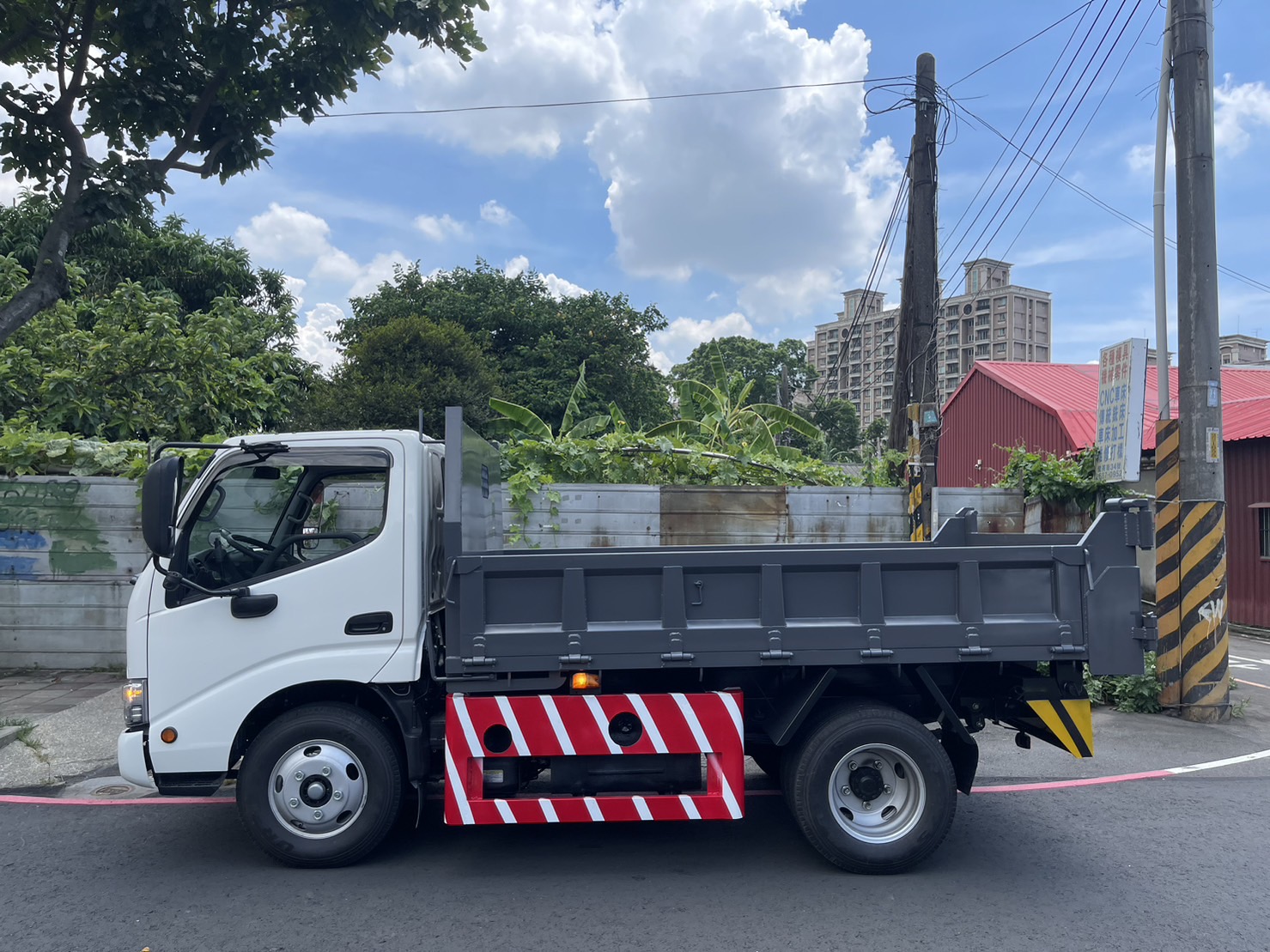全新6.5T 未領牌 現車在庫 免等待 全新打造舉斗  第2張相片