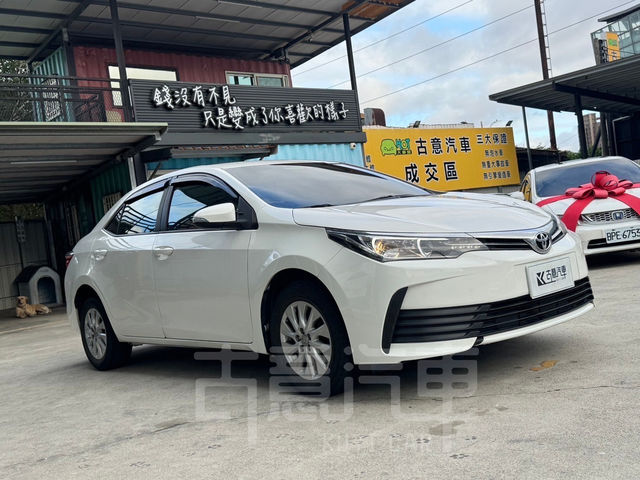 TOYOTA豐田 ALTIS  第2張相片