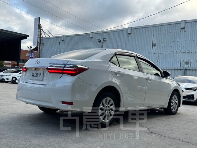 TOYOTA豐田 ALTIS  第4張相片