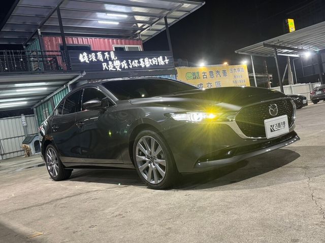 MAZDA馬自達 MAZDA 3  第2張相片