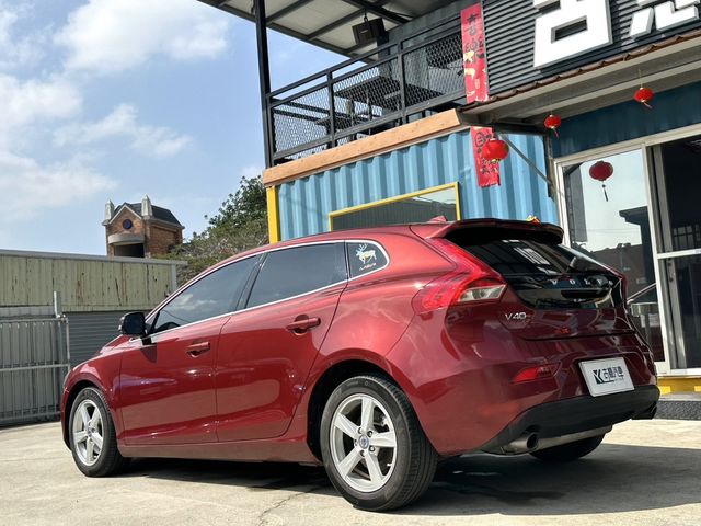 VOLVO富豪 V40  第3張相片