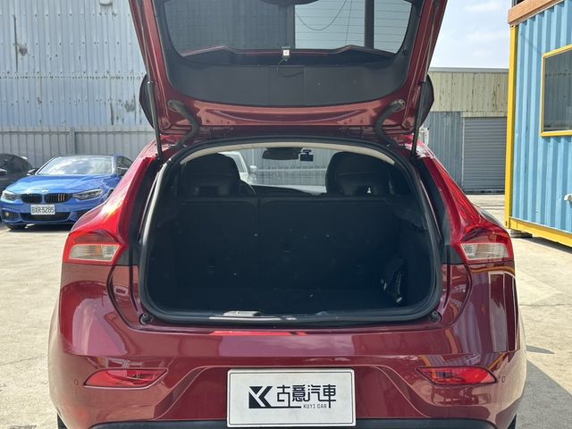 VOLVO富豪 V40  第5張相片
