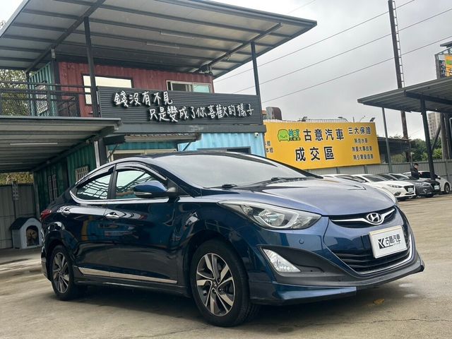HYUNDAI現代 ELANTRA  第2張相片