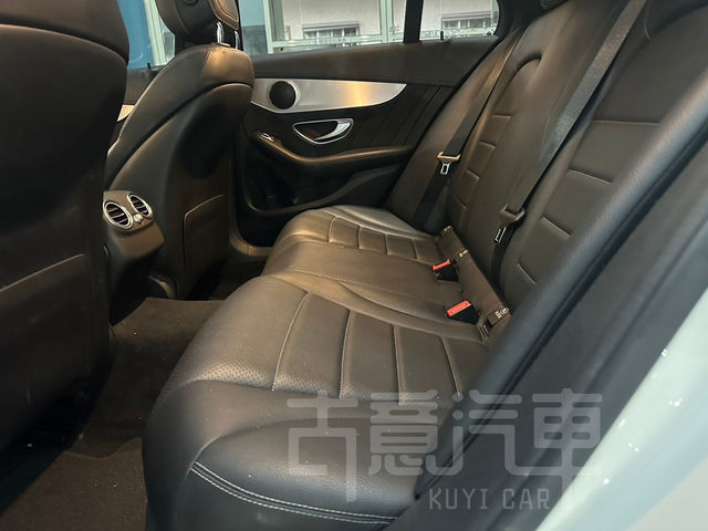 M-BENZ賓士 C250  第5張相片