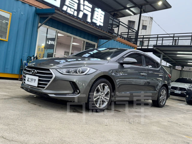 HYUNDAI現代 ELANTRA  第1張相片
